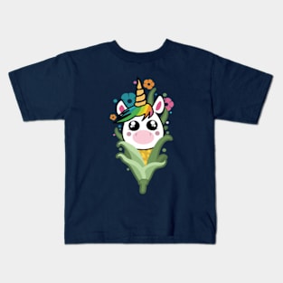 CUTE AND FUNNY UNICORN Kids T-Shirt